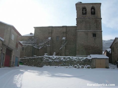Iglesia de Villafranca nevada. Villafranca de la Sierra, vila - Villafranca de la Sierra, vila, Castilla y Len